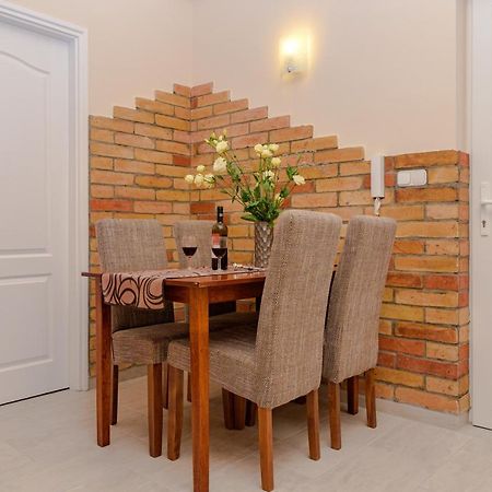 Illes Apartmanok Ii. Hajdúszoboszló المظهر الخارجي الصورة