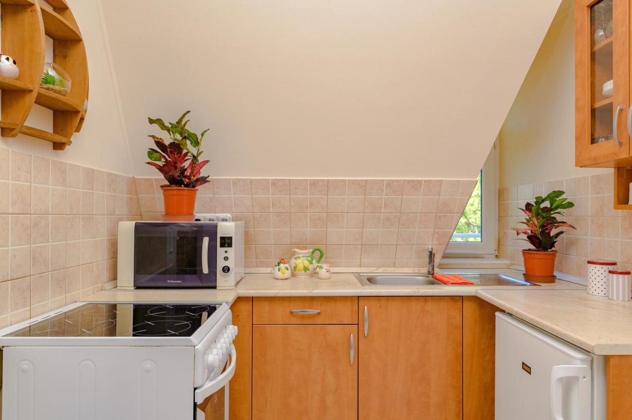 Illes Apartmanok Ii. Hajdúszoboszló المظهر الخارجي الصورة